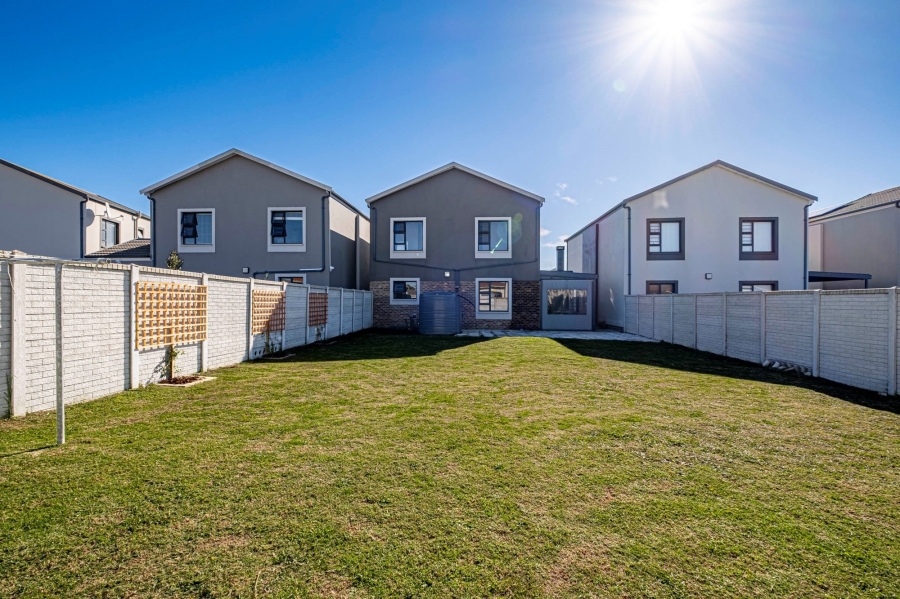 4 Bedroom Property for Sale in Westbrook Eastern Cape